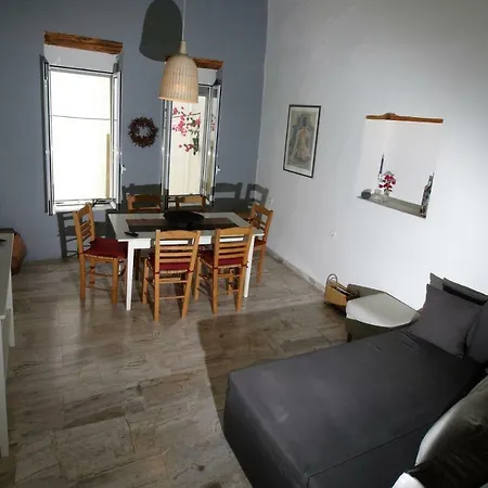דירה The Grotta's House